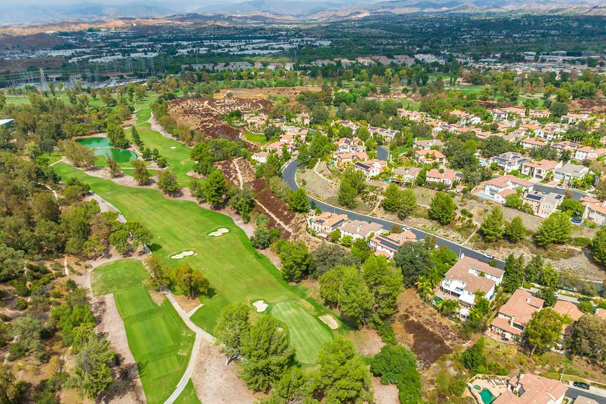 World-Famous-Golf-Course-View